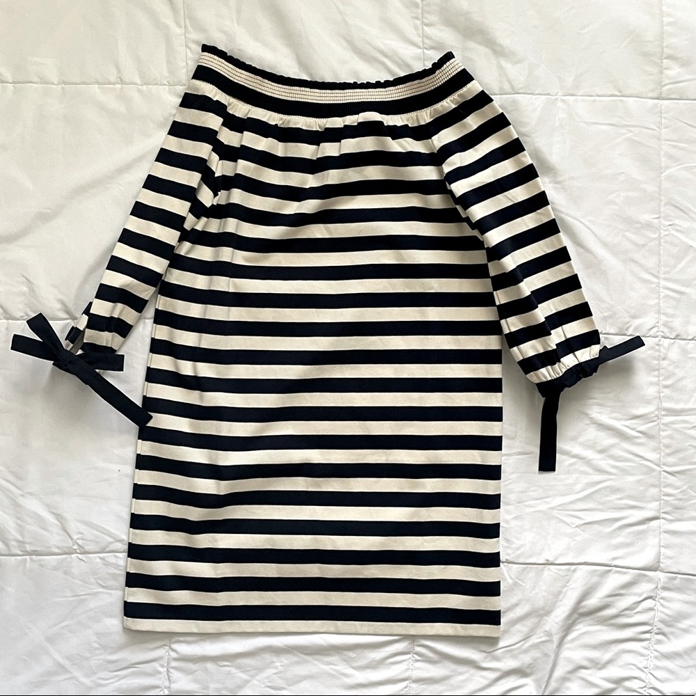NWT J.crew off shoulder sailor stripe dress navy,ivory. Size ExtraSmall